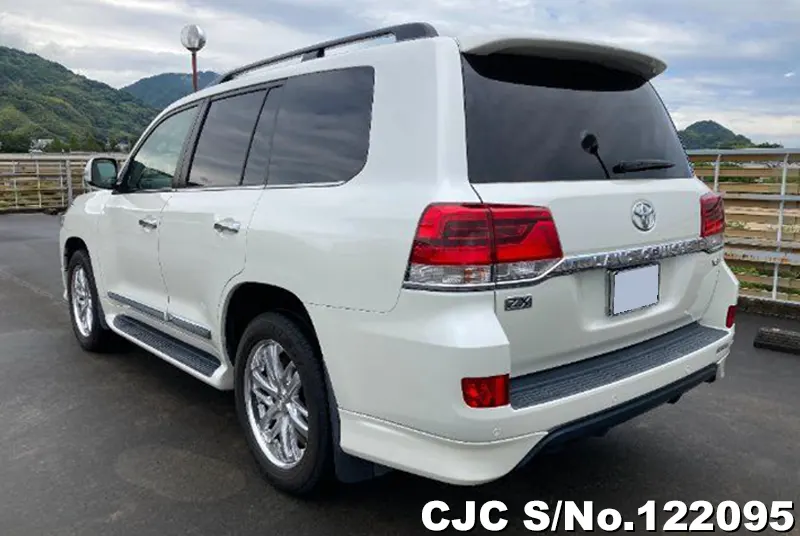 2019 Toyota / Land Cruiser Stock No. 122095