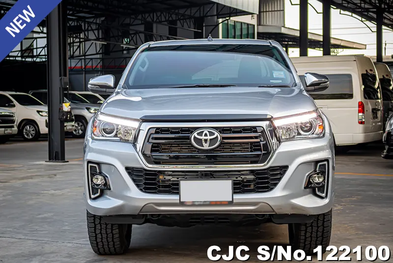 Toyota Hilux in Silver for Sale Image 1