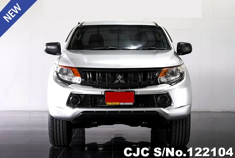 Mitsubishi Triton in Silver for Sale Image 4