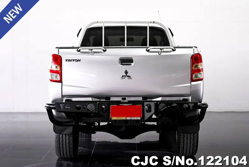 Mitsubishi Triton in Silver for Sale Image 5