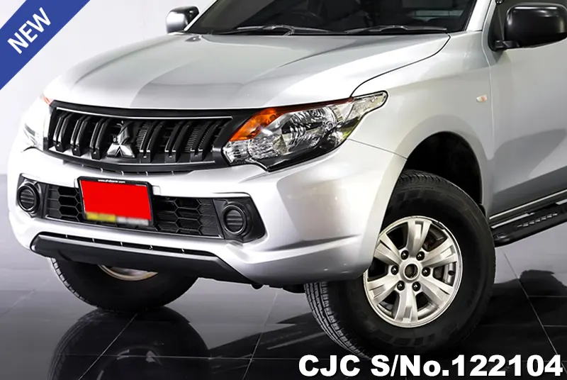 2017 Mitsubishi / Triton Stock No. 122104