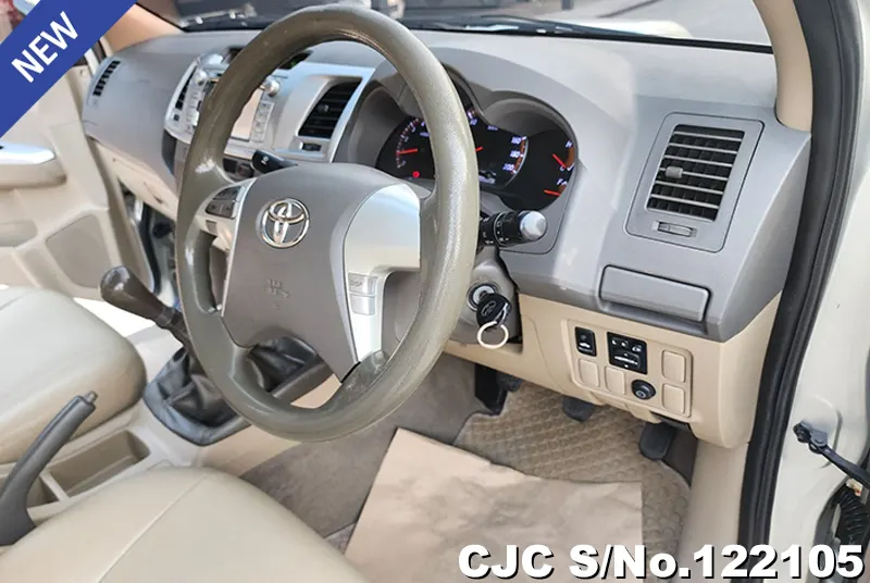 2012 Toyota / Hilux / Vigo Stock No. 122105