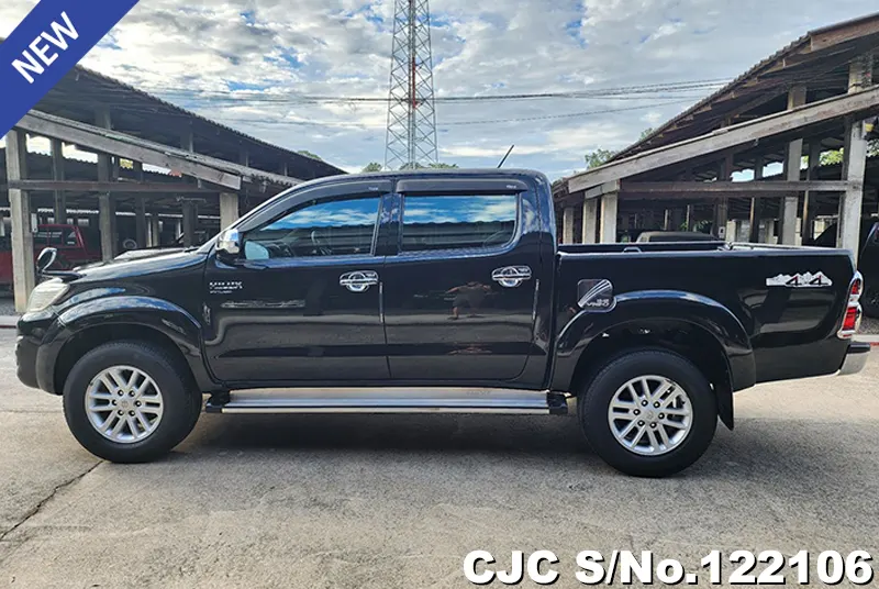 Toyota Hilux in Black for Sale Image 5