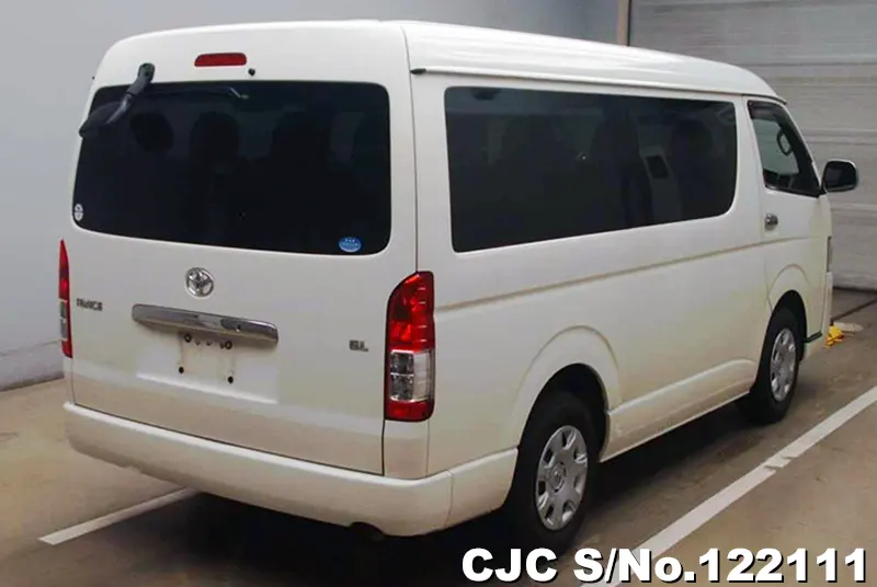 2015 Toyota / Hiace Stock No. 122111