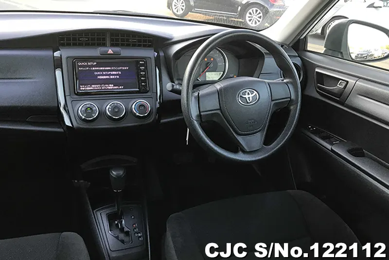 2019 Toyota / Corolla Axio Stock No. 122112