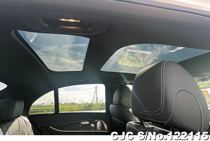 2019 Mercedes Benz / E Class Stock No. 122115