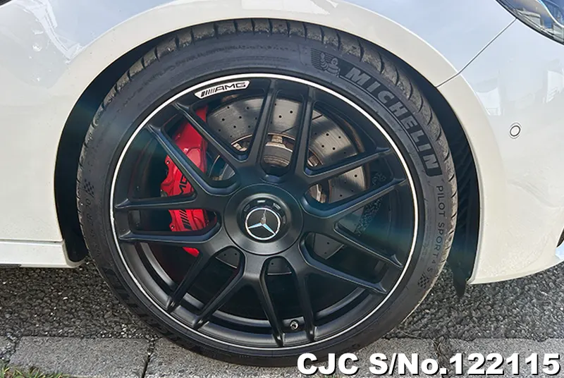 2019 Mercedes Benz / E Class Stock No. 122115