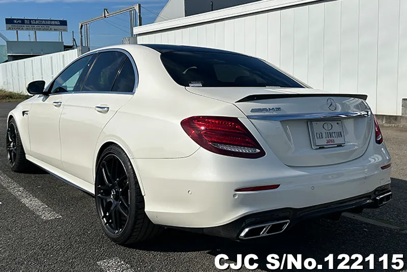 2019 Mercedes Benz / E Class Stock No. 122115