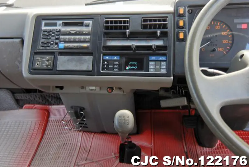 1993 Mitsubishi / Rosa Stock No. 122176