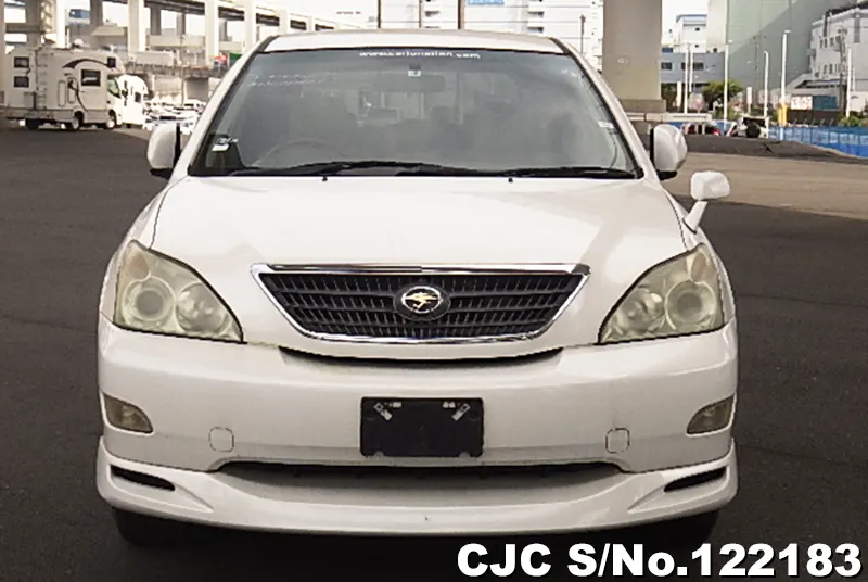 2005 Toyota / Harrier Stock No. 122183