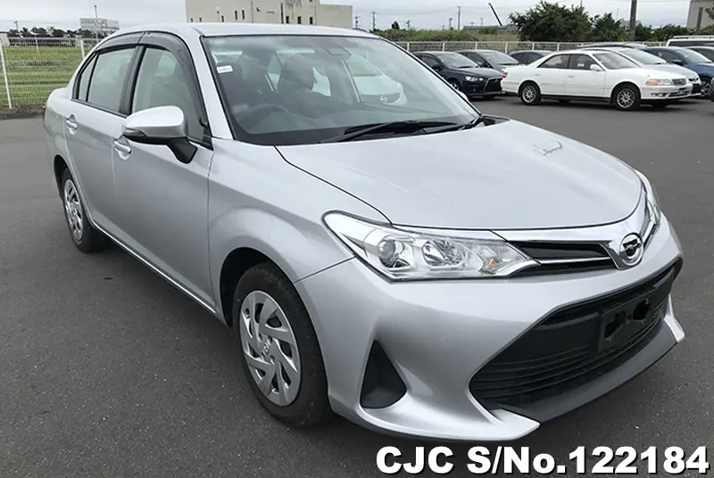 Toyota / Corolla Axio 2018