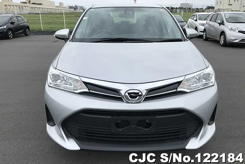 2018 Toyota / Corolla Axio Stock No. 122184