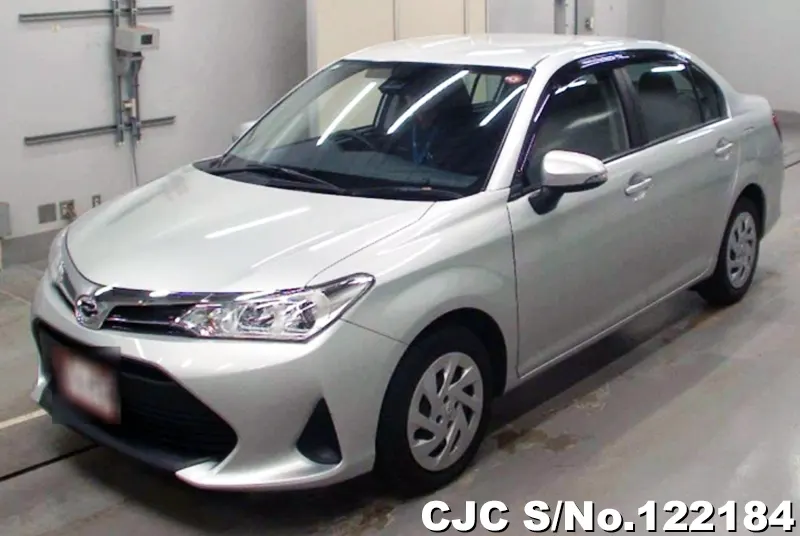 2018 Toyota / Corolla Axio Stock No. 122184