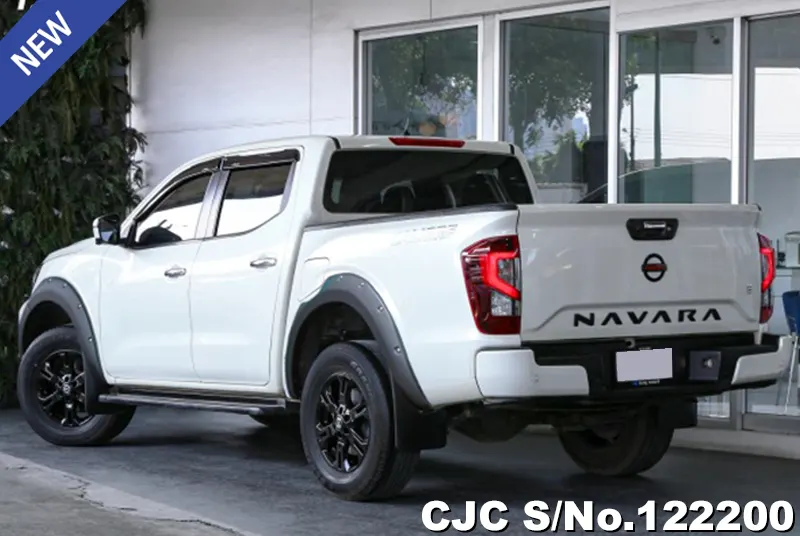 Nissan Navara in White for Sale Image 1