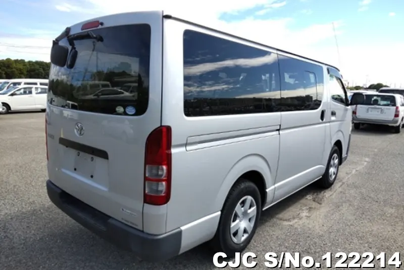 2015 Toyota / Hiace Stock No. 122214