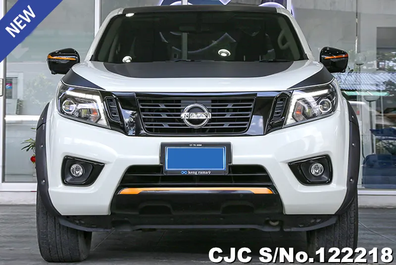 Nissan Navara in White for Sale Image 3