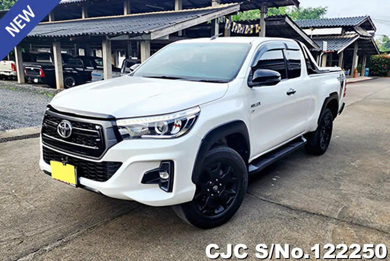 2018 Toyota / Hilux / Revo Rocco Stock No. 122250