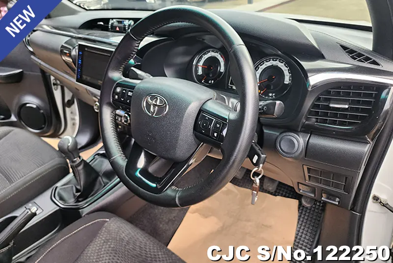 2018 Toyota / Hilux / Revo Rocco Stock No. 122250