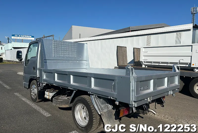 2005 Isuzu / Elf Stock No. 122253