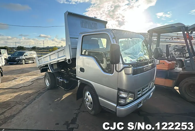 Isuzu / Elf 2005