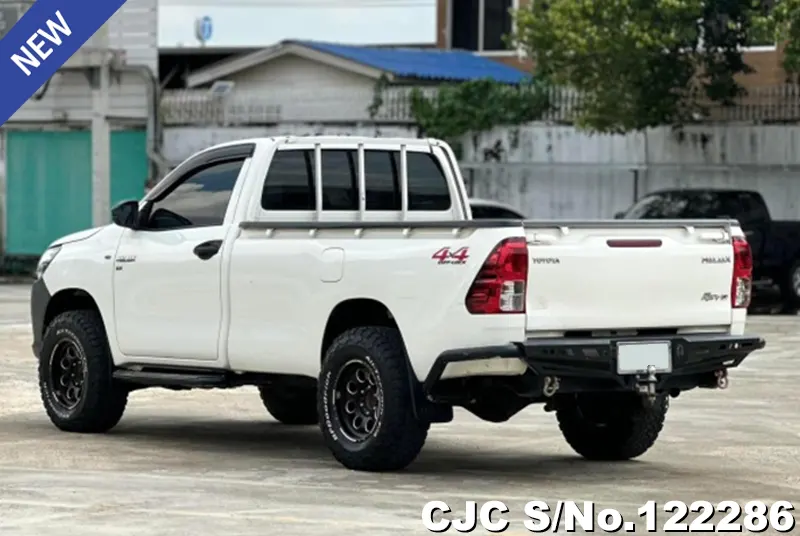 2019 Toyota / Hilux / Revo Stock No. 122286