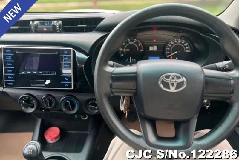 2019 Toyota / Hilux / Revo Stock No. 122286