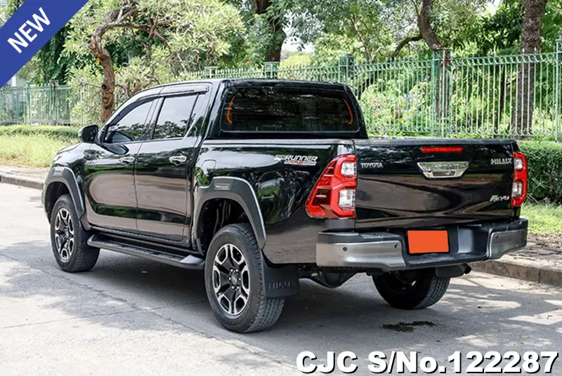 2023 Toyota / Hilux / Revo Stock No. 122287