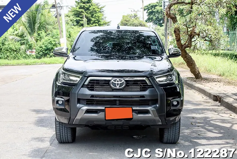 2023 Toyota / Hilux / Revo Stock No. 122287