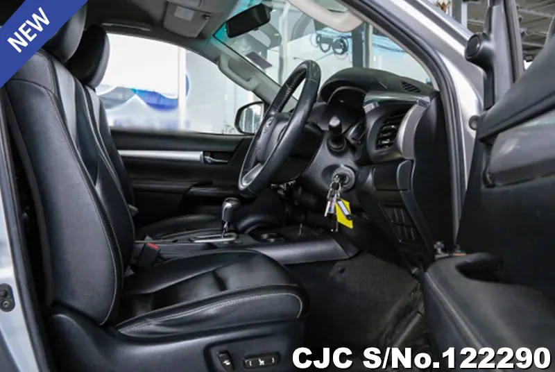 2019 Toyota / Hilux / Revo Stock No. 122290