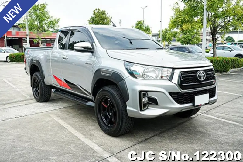 2015 Toyota / Hilux / Revo Stock No. 122300