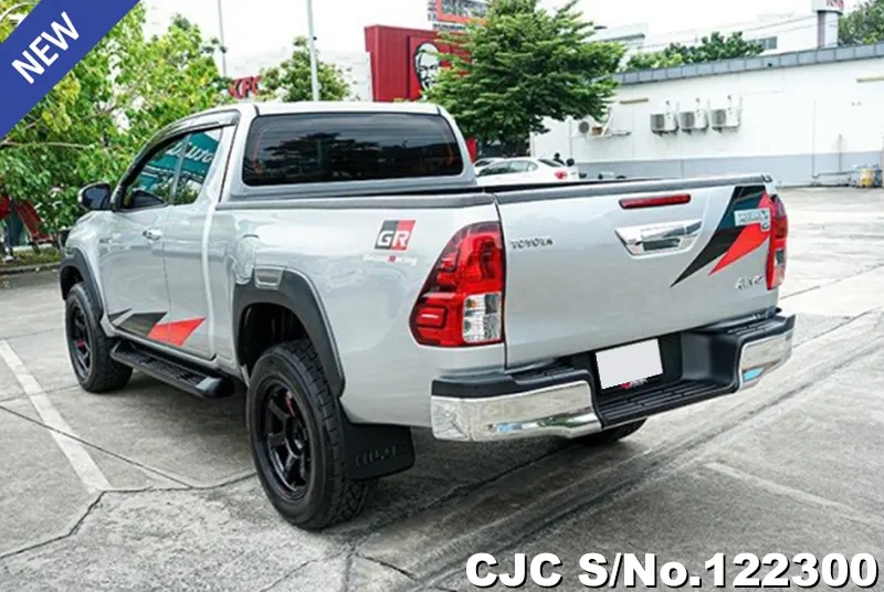 2015 Toyota / Hilux / Revo Stock No. 122300