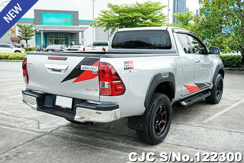 2015 Toyota / Hilux / Revo Stock No. 122300