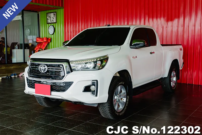 2019 Toyota / Hilux / Revo Stock No. 122302