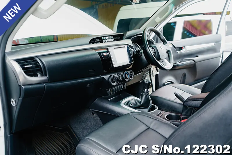 2019 Toyota / Hilux / Revo Stock No. 122302