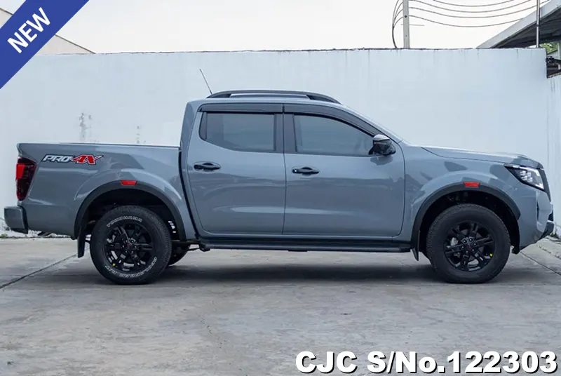 2023 Nissan / Navara Stock No. 122303