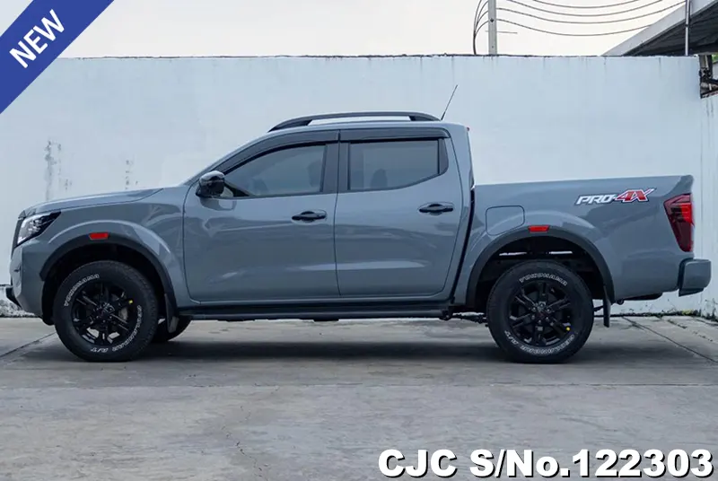 2023 Nissan / Navara Stock No. 122303