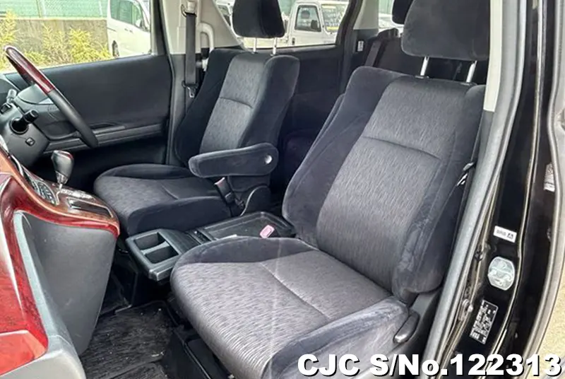 2010 Toyota / Alphard Stock No. 122313