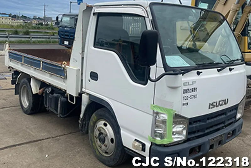 2011 Isuzu / Elf Stock No. 122318