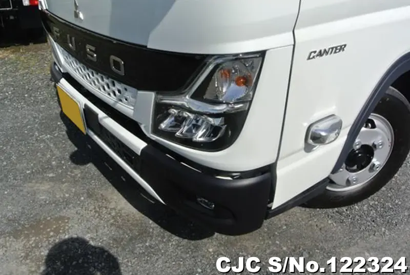 2024 Mitsubishi / Canter Stock No. 122324