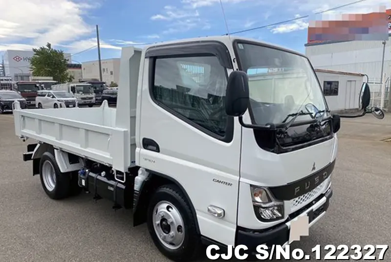 2024 Mitsubishi / Canter Stock No. 122327