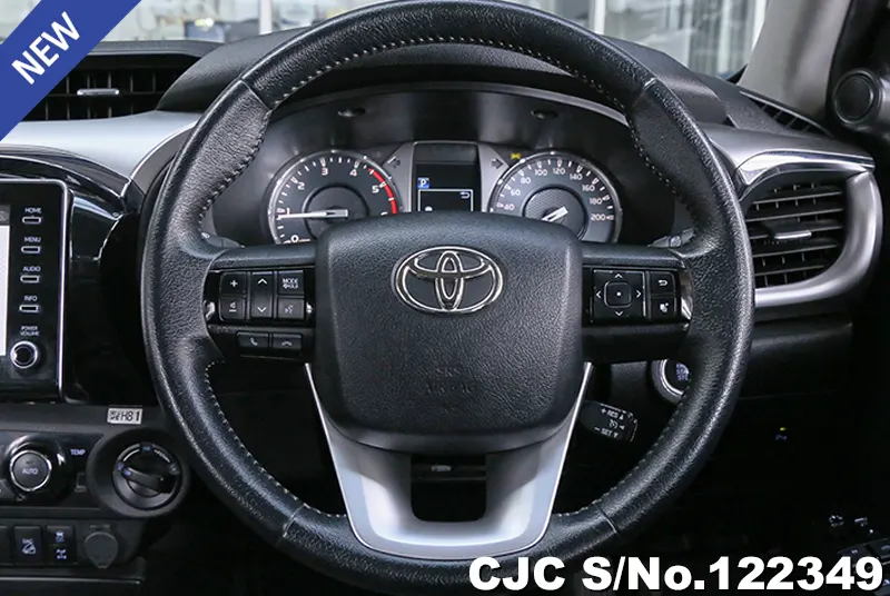 2020 Toyota / Hilux / Revo Stock No. 122349