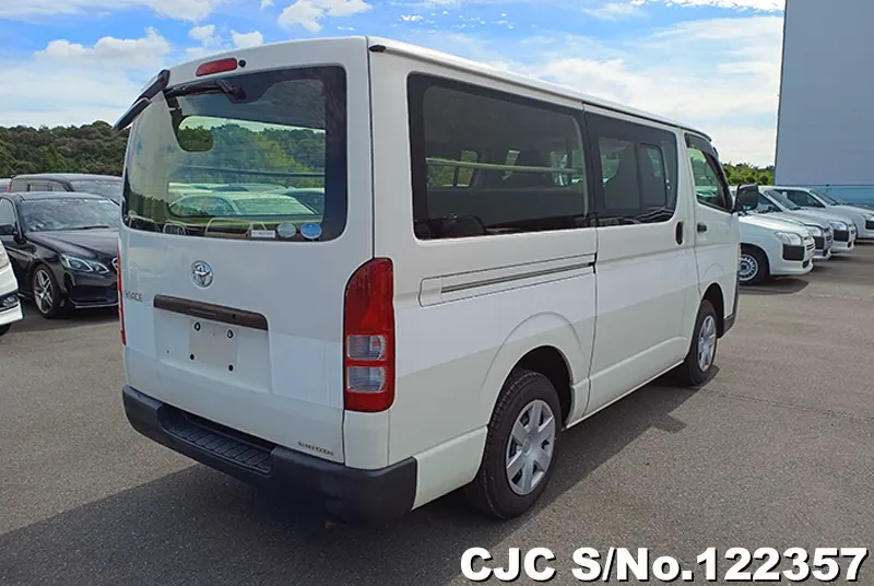 2016 Toyota / Hiace Stock No. 122357