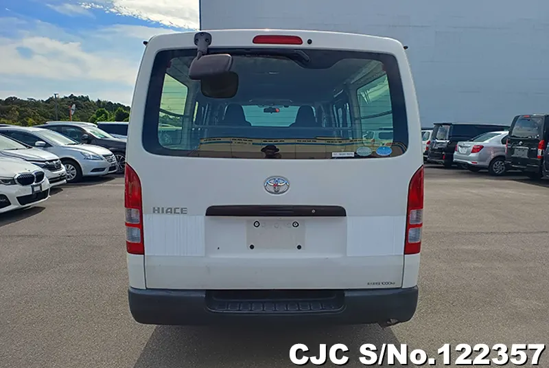 2016 Toyota / Hiace Stock No. 122357