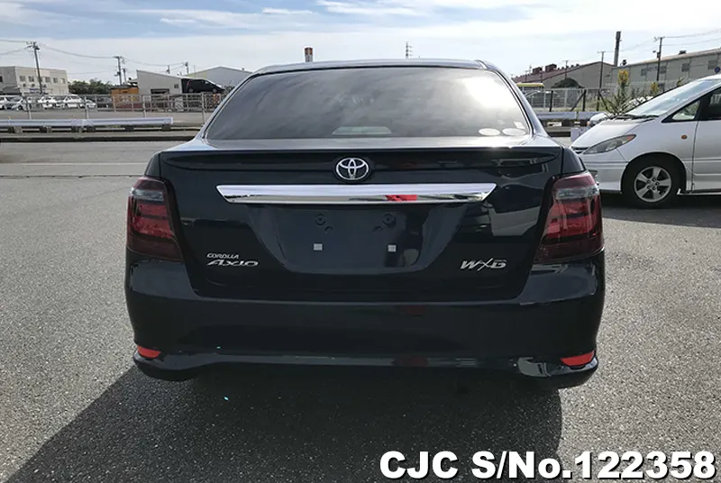 2017 Toyota / Corolla Axio Stock No. 122358