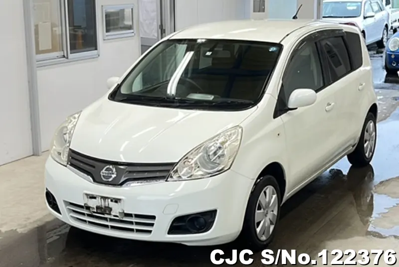 2010 Nissan / Note Stock No. 122376