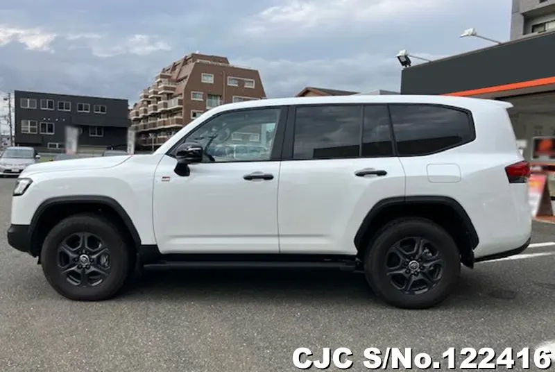 2023 Toyota / Land Cruiser Stock No. 122416