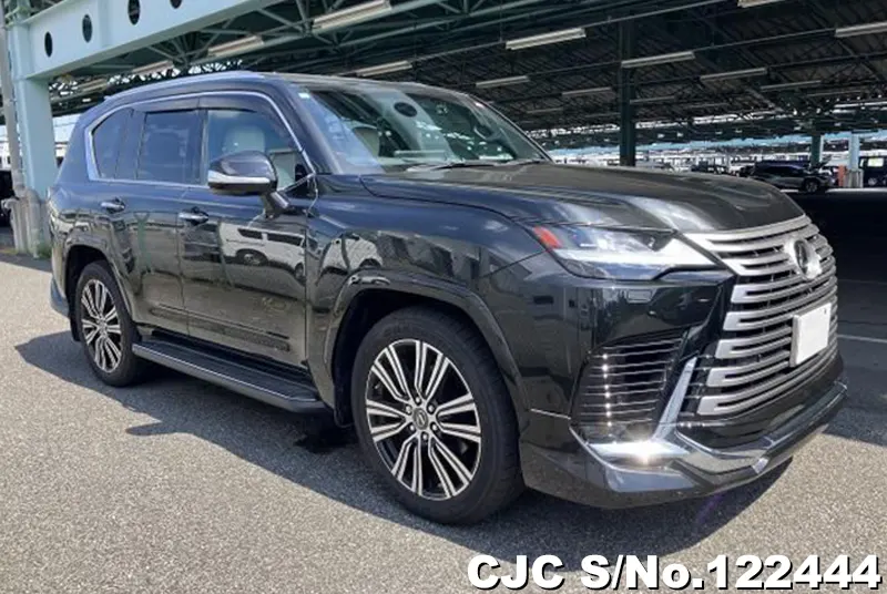 Lexus LX 600