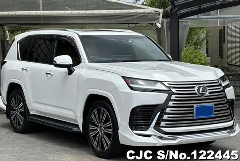 Lexus LX 600