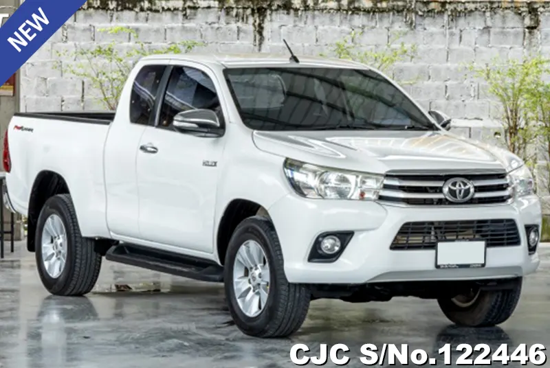 2016 Toyota / Hilux / Revo Stock No. 122446