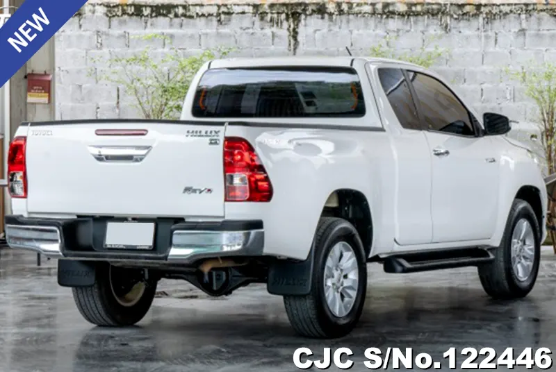 2016 Toyota / Hilux / Revo Stock No. 122446